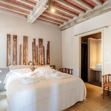 Villa Palazzo Giusti, Understated Luxury With A Welcoming Ambience On The Hills Of Lucca