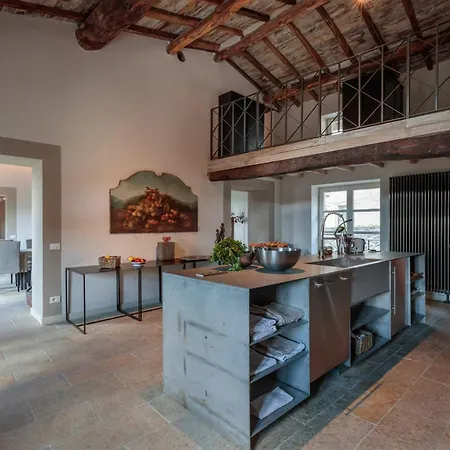 Palazzo Giusti, Understated Luxury With A Welcoming Ambience On The Hills Of Lucca * Pescaglia