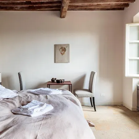 Villa Palazzo Giusti, Understated Luxury With A Welcoming Ambience On The Hills Of Lucca *