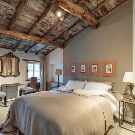 Palazzo Giusti, Understated Luxury With A Welcoming Ambience On The Hills Of Lucca Villa *