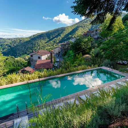 Palazzo Giusti, Understated Luxury With A Welcoming Ambience On The Hills Of Lucca * Pescaglia