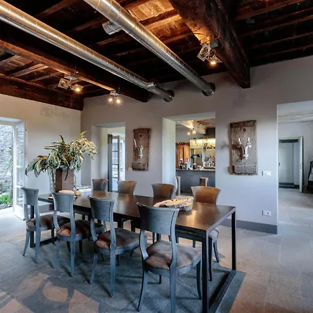 Villa Palazzo Giusti, Understated Luxury With A Welcoming Ambience On The Hills Of Lucca *