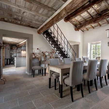 Villa Palazzo Giusti, Understated Luxury With A Welcoming Ambience On The Hills Of Lucca