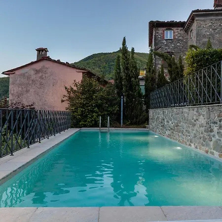 Palazzo Giusti, Understated Luxury With A Welcoming Ambience On The Hills Of Lucca *