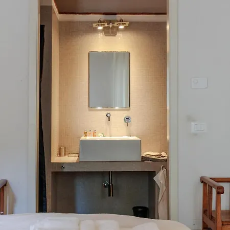 Palazzo Giusti, Understated Luxury With A Welcoming Ambience On The Hills Of Lucca ヴィラ