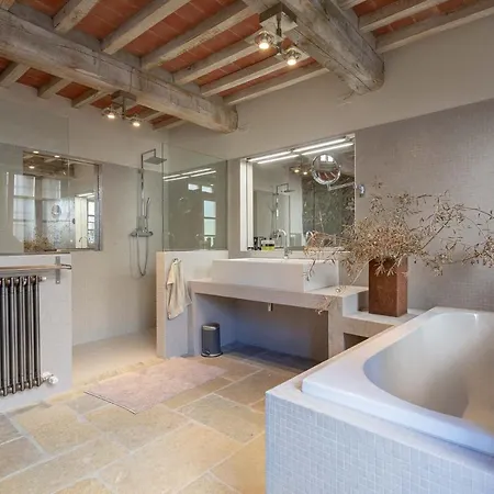 ヴィラ Palazzo Giusti, Understated Luxury With A Welcoming Ambience On The Hills Of Lucca Pescaglia