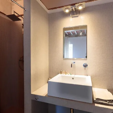 Palazzo Giusti, Understated Luxury With A Welcoming Ambience On The Hills Of Lucca ヴィラ *
