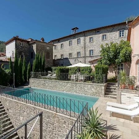 Palazzo Giusti, Understated Luxury With A Welcoming Ambience On The Hills Of Lucca ヴィラ Pescaglia