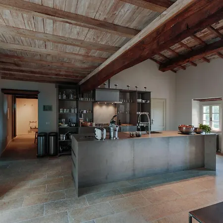 Palazzo Giusti, Understated Luxury With A Welcoming Ambience On The Hills Of Lucca Pescaglia