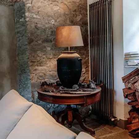 Palazzo Giusti, Understated Luxury With A Welcoming Ambience On The Hills Of Lucca