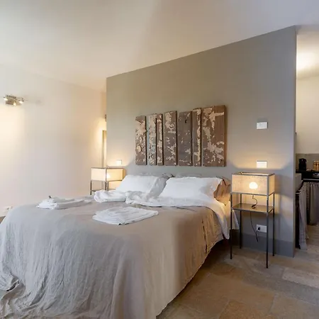 Palazzo Giusti, Understated Luxury With A Welcoming Ambience On The Hills Of Lucca Pescaglia