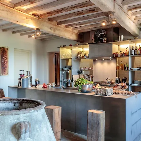Palazzo Giusti, Understated Luxury With A Welcoming Ambience On The Hills Of Lucca ヴィラ *